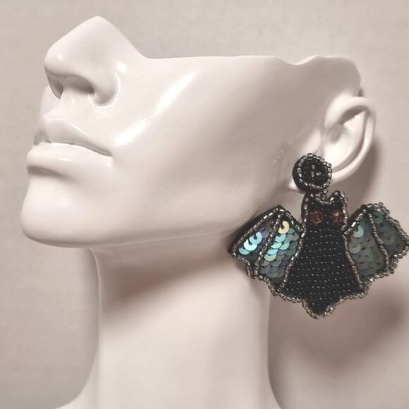 EVIL EYES BAT sequin beaded halloween fun cute spooky earrings - Picture 2 of 8